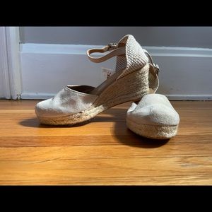 Paseart Suede Wedge Espadrilles (size 9)